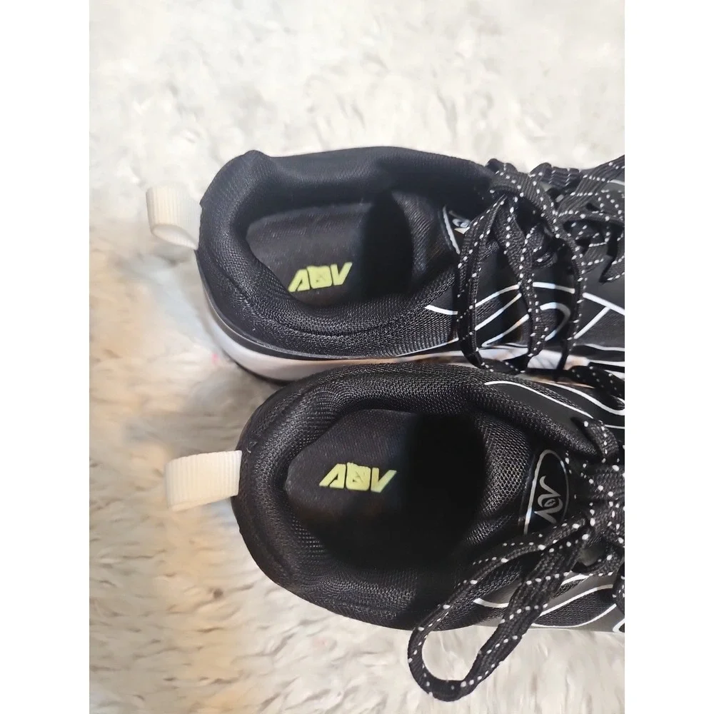 AOV women walking